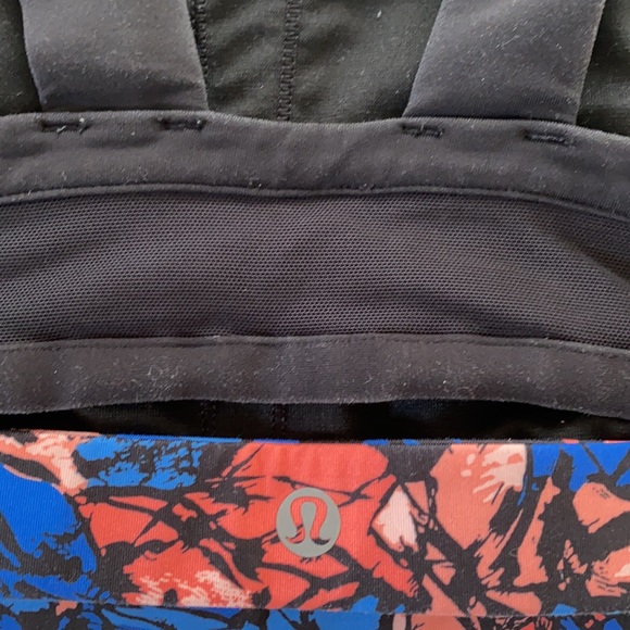NWOT Lululemon High Support Printed Bra Size 8 - Picture 3 of 3